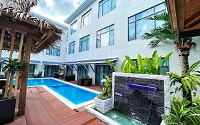 Siargao Seasky Resort